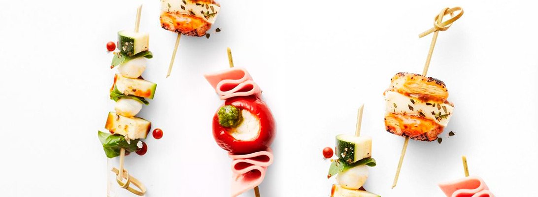 Brochetas de pimientos cherry rellenos de queso Gourmet Leon Brochetas de pimientos cherry rellenos de queso Gourmet Leon
