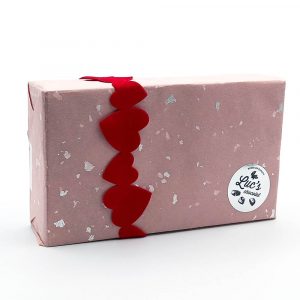 caja de bombones corazon rojo stone rosa gourmet leon