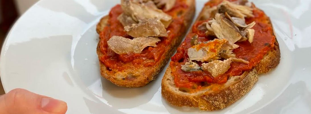 Paté vegetal de pimiento con sabor mediterráneo