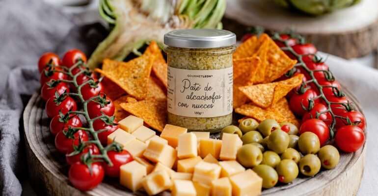 Pates veganos para dipear con alcachofas y nueces