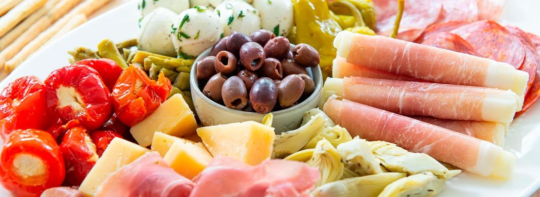 pimientos cherry antipasto gourmet leon