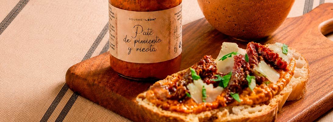 Paté de pimientos asados y queso ricota. Producto gourmet para tiendas especializadas, vinotecas, gastrobares y negocios de alimentación Proveedor de paté de pimientos asados y queso ricota para tiendas gourmet