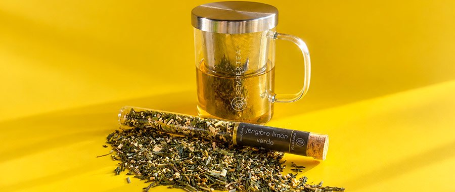 Té verde ecológico con jengibre y limón: una combinación fresca, cítrica y ligeramente especiada de Semper Tea. Té Verde con Jengibre y Limón Ecológico
